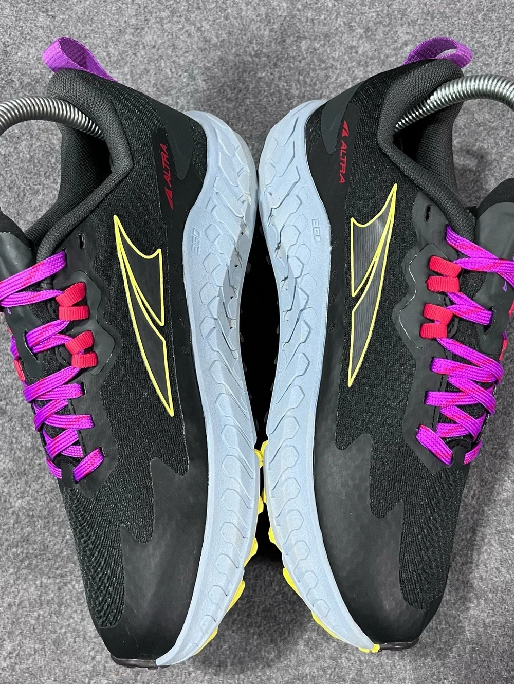 Altra Outroad Road to Trail Running Shoes Womens Size 7 Black/Purple ALOA7R72241